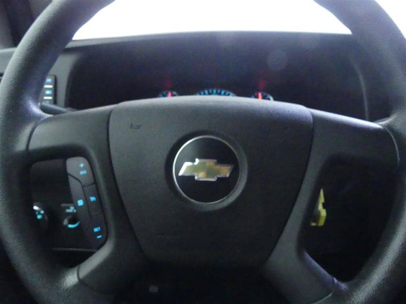 Used 2023 Chevrolet Express 2500 w/ Driver Convenience Package RWD image 12