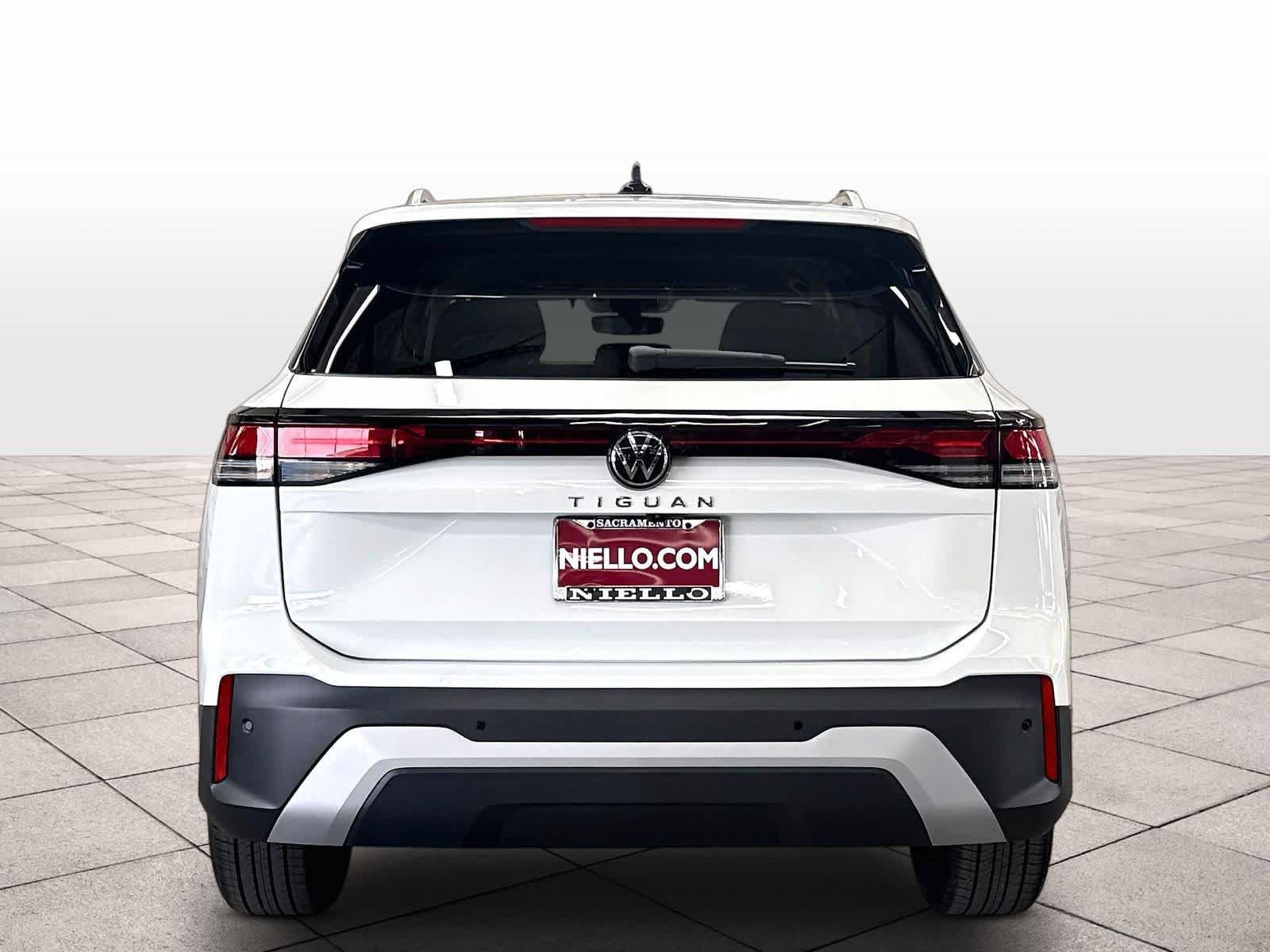 New 2026 Volkswagen Tiguan S FWD image 4
