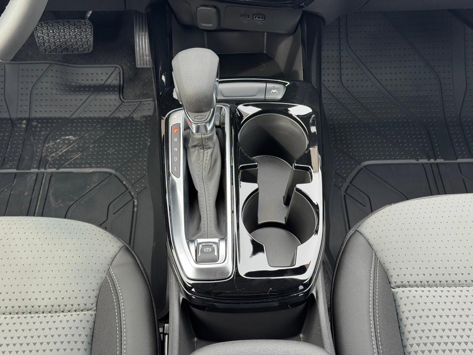 New 2026 Chevrolet Trax LT w/ LT Convenience Package FWD image 8