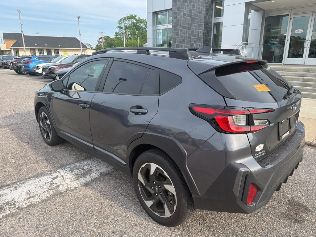 Used 2024 Subaru Crosstrek 2.5i Limited w/ Crosstrek Mirror Package AWD/4WD image 8