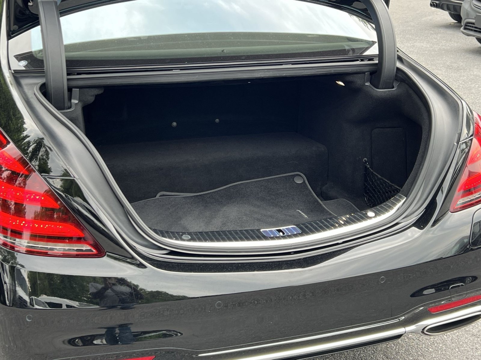 Used 2019 Mercedes-Benz S 560e image 31