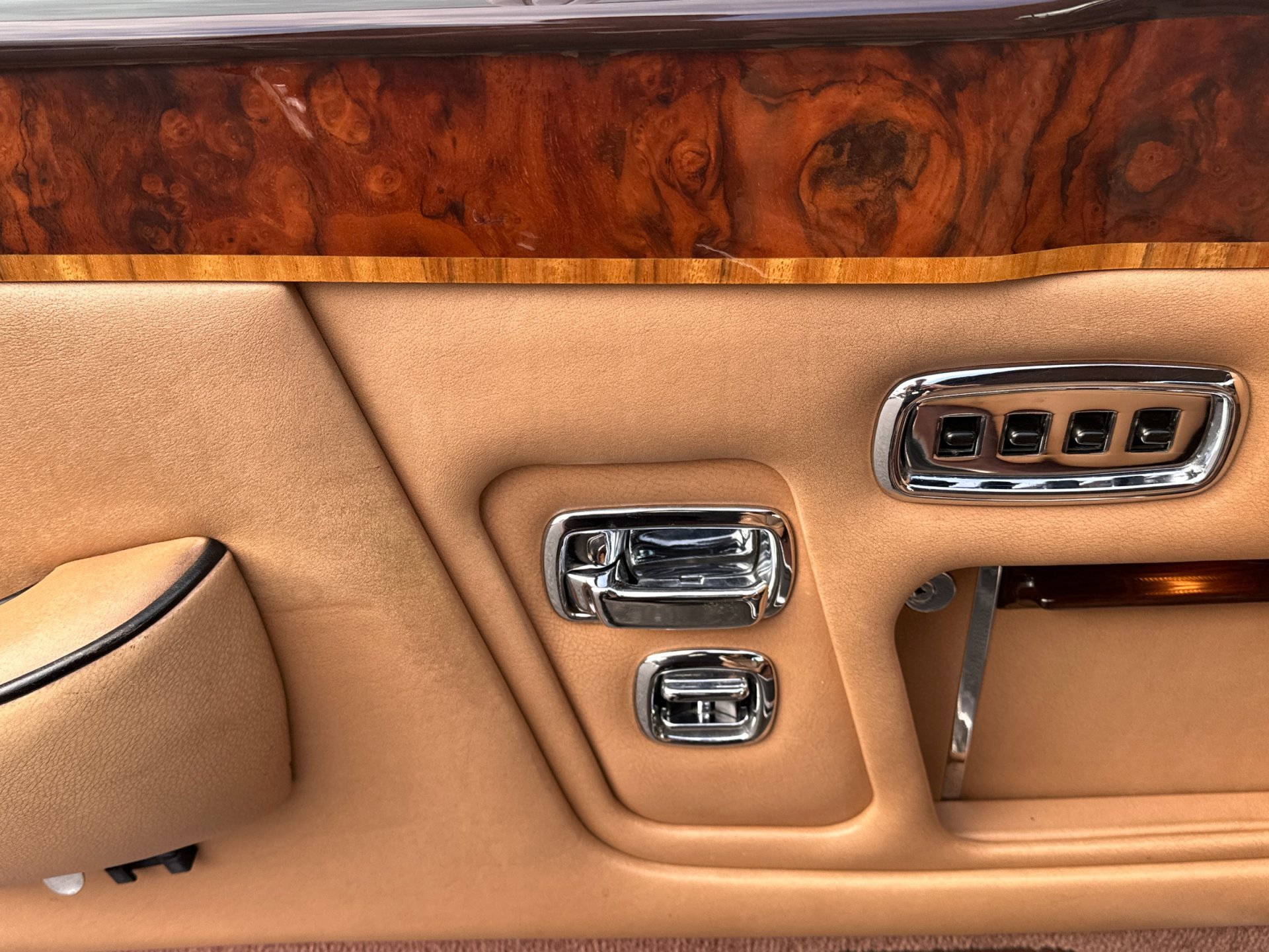 Used 1986 Rolls-Royce Corniche image 12