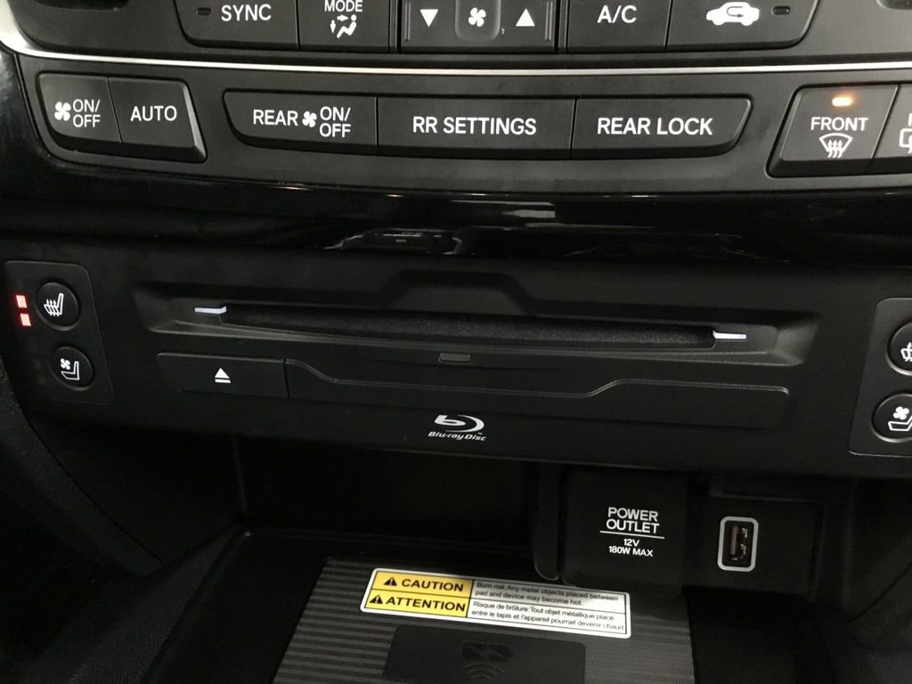 Used 2022 Honda Pilot Black Edition image 28