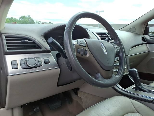 Used 2015 Lincoln MKX AWD w/ Equipment Group 102A image 14