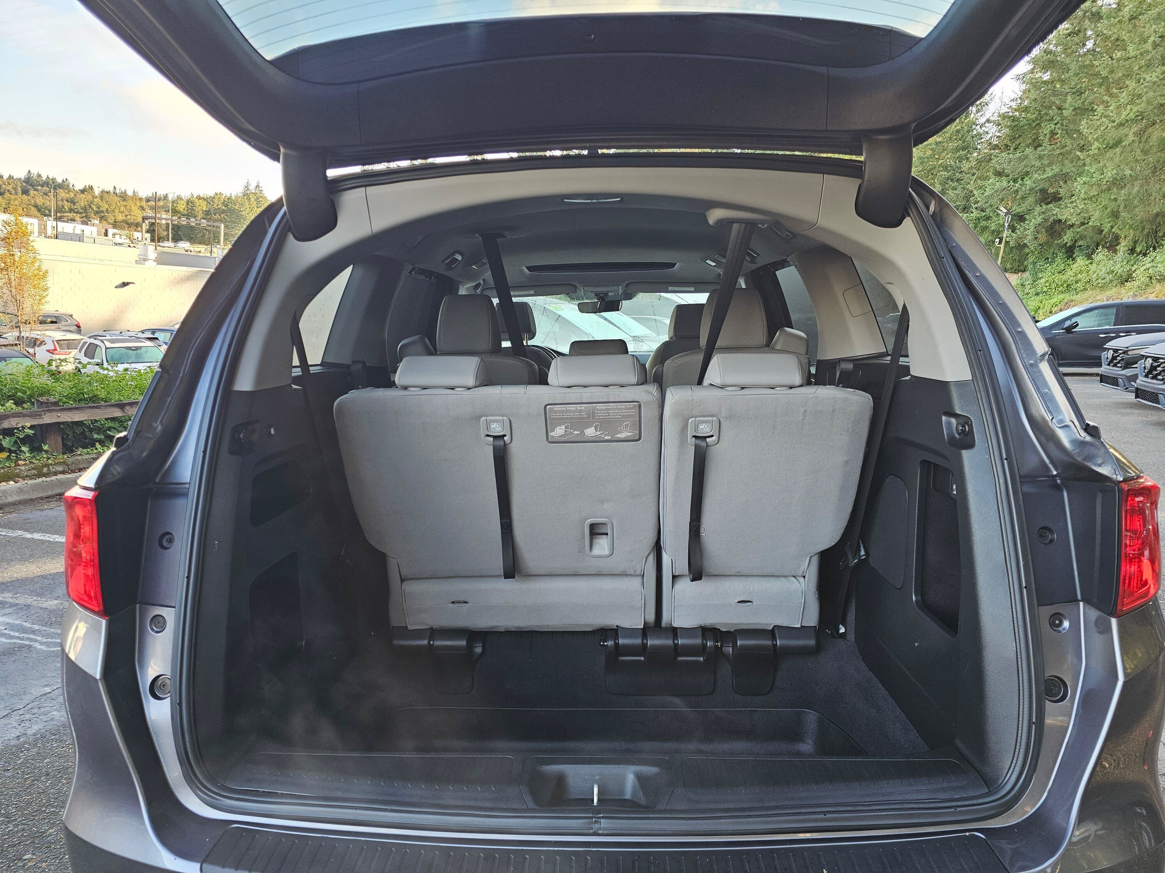 Used 2018 Honda Odyssey EX-L image 18