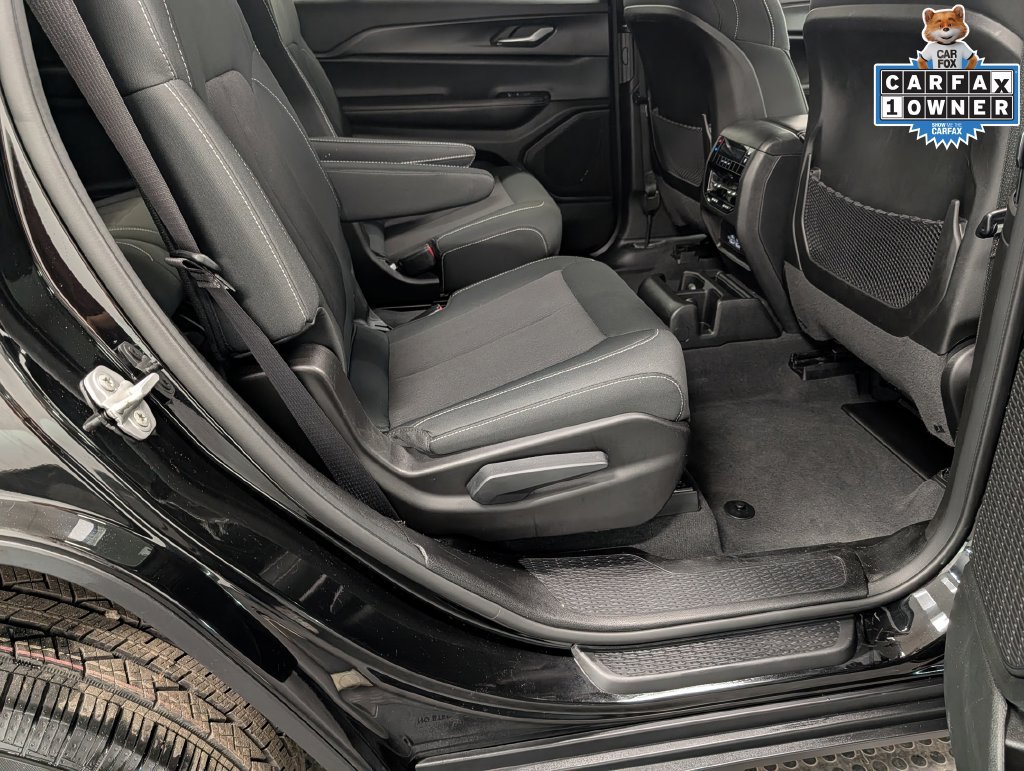 Used 2024 Jeep Grand Cherokee L Laredo AWD/4WD image 26
