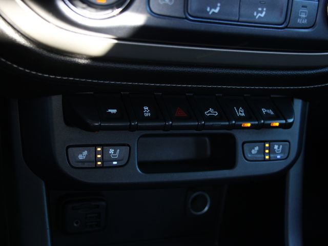 Used 2019 GMC Canyon Denali image 24