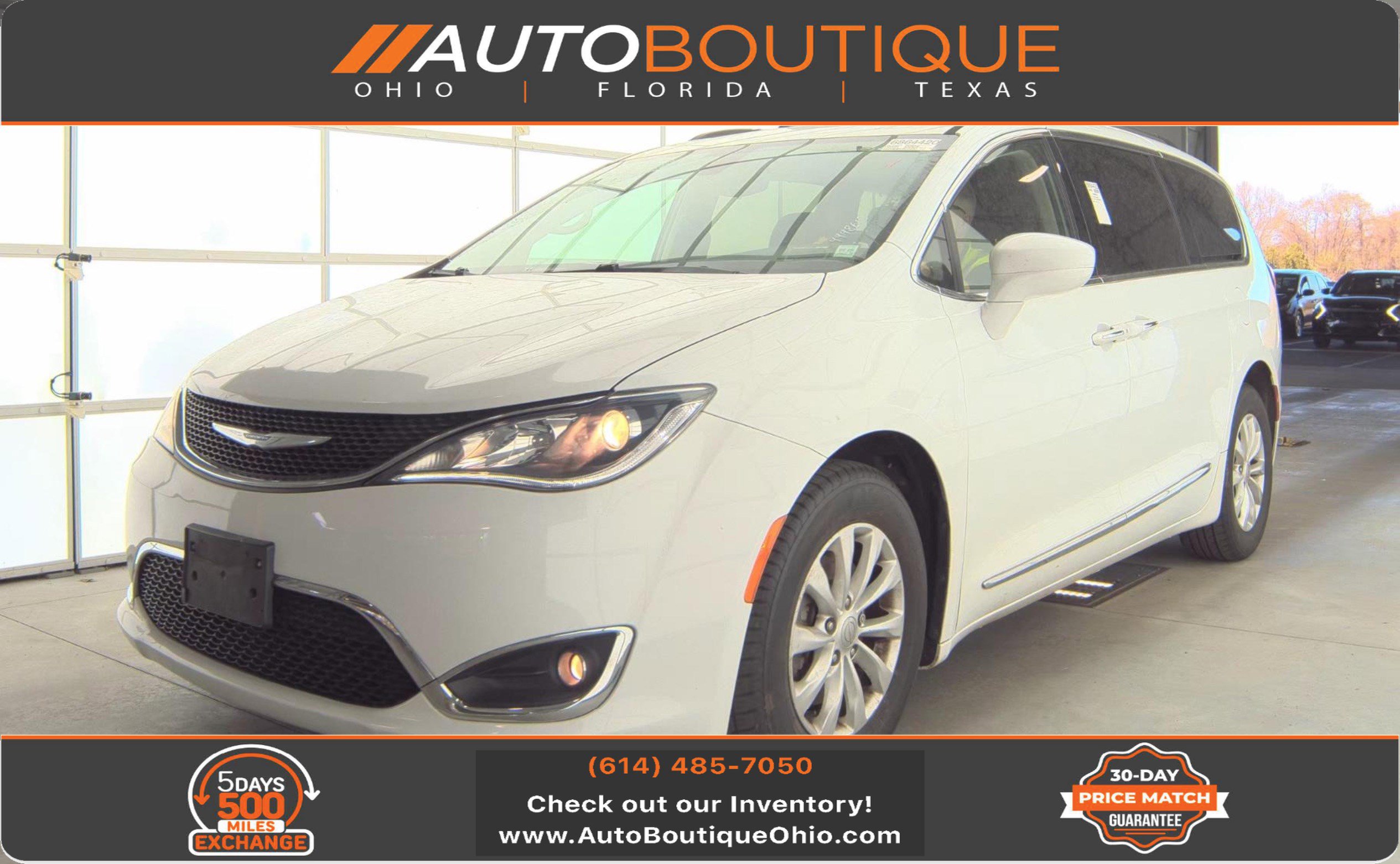Used 2017 Chrysler Pacifica Touring-L FWD image 1