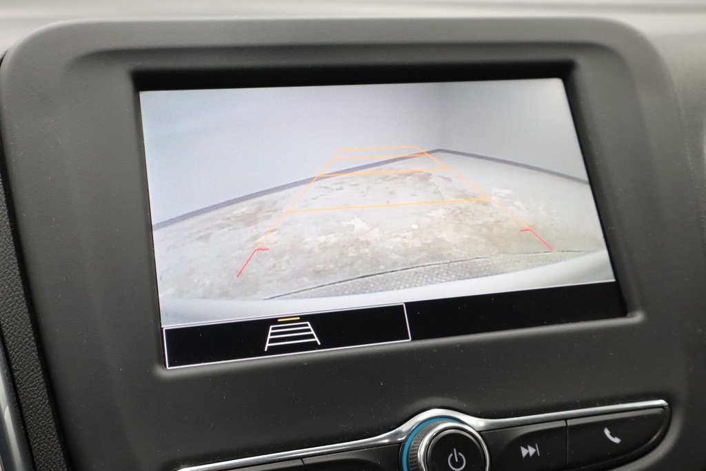 Used 2022 Chevrolet Equinox LS w/ LS Convenience Package image 3