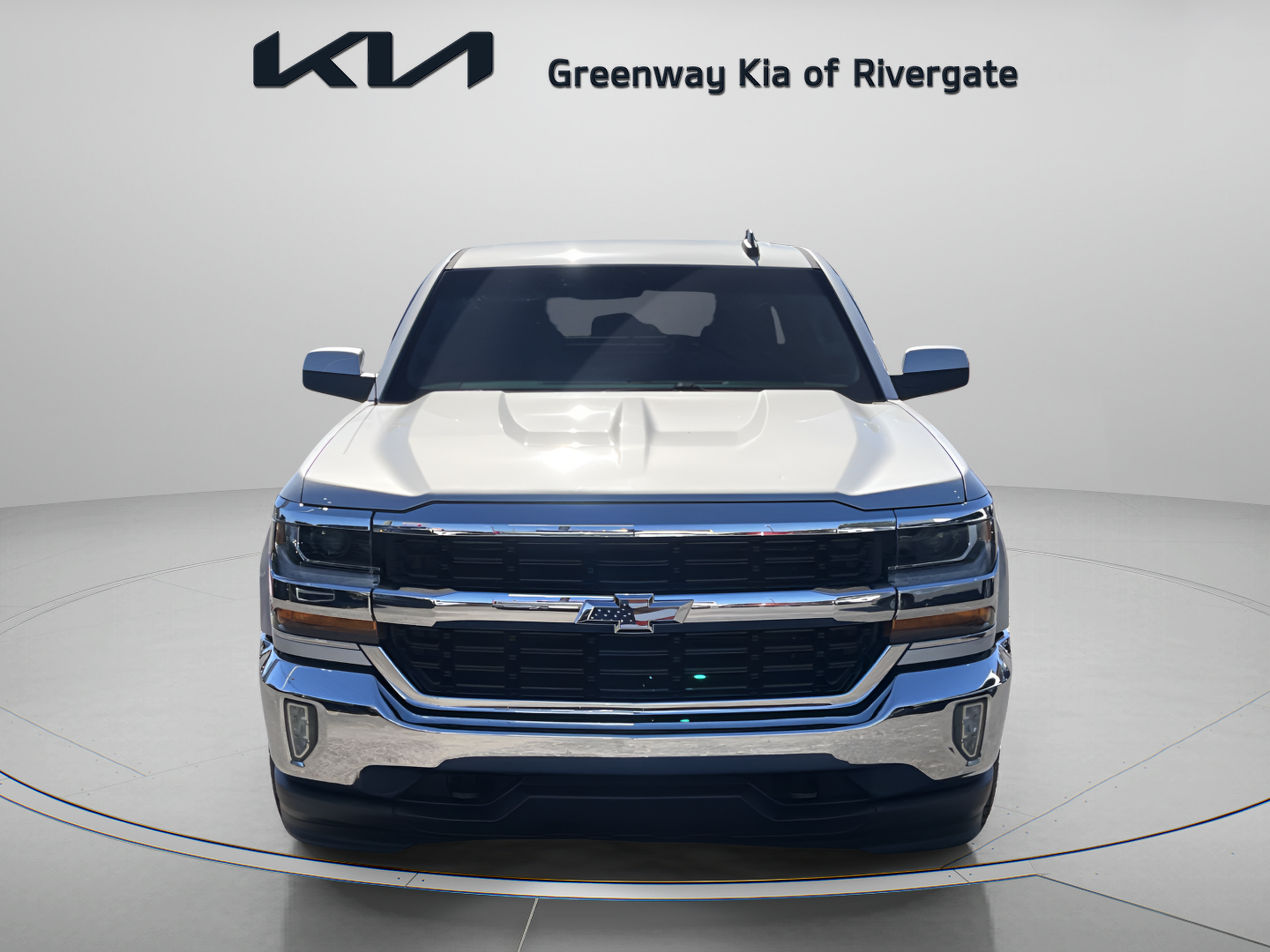 Used 2017 Chevrolet Silverado 1500 LT w/ All Star Edition AWD/4WD image 2
