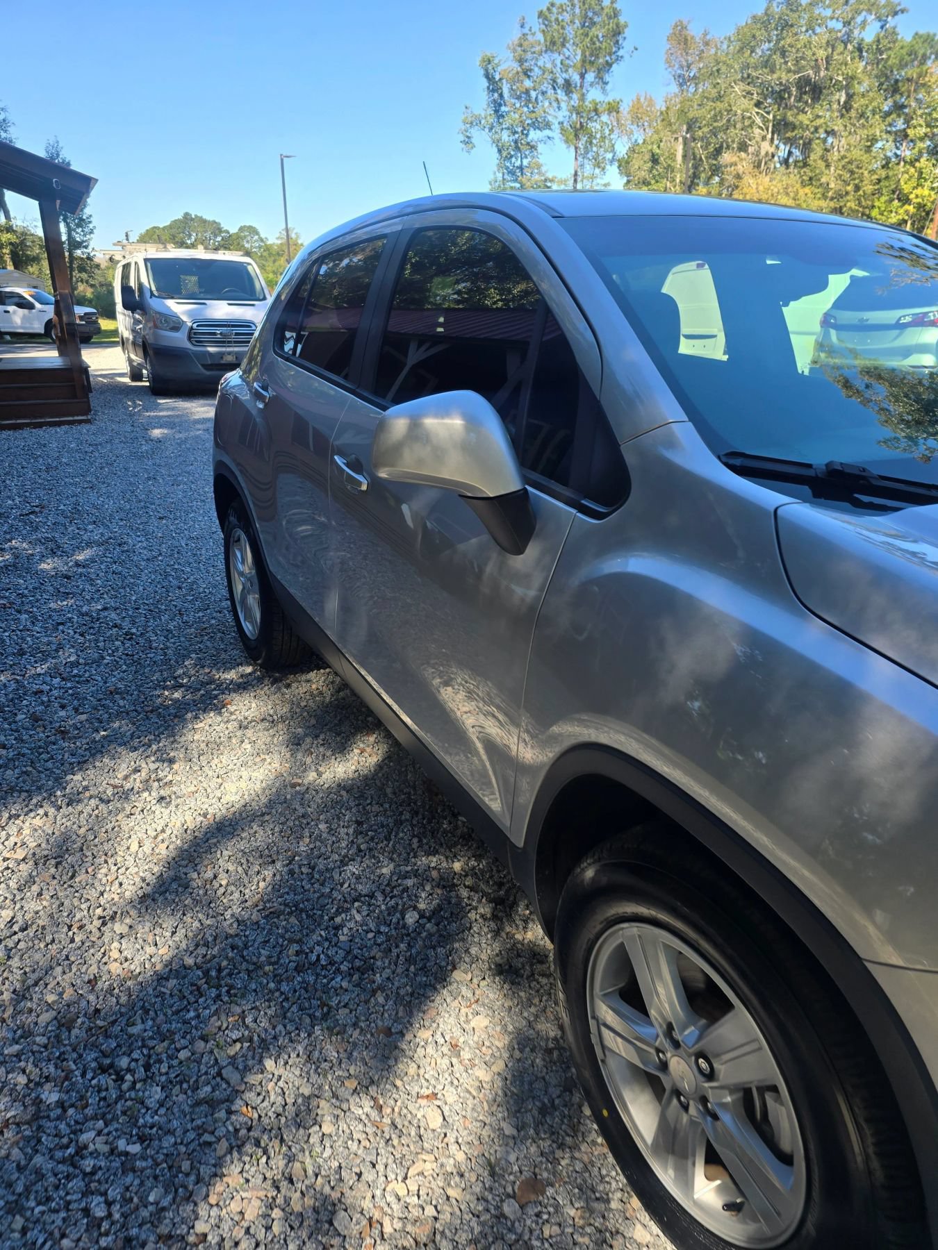 Used 2019 Chevrolet Trax LS w/ Tint and Cruise Package FWD image 4