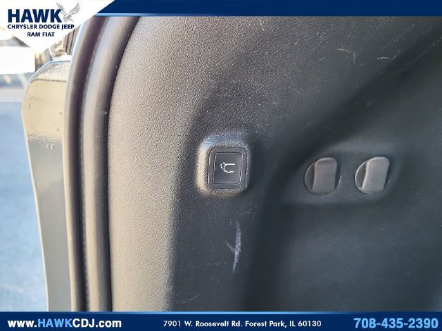 Used 2022 Jeep Cherokee Trailhawk w/ Technology Group B AWD/4WD image 27