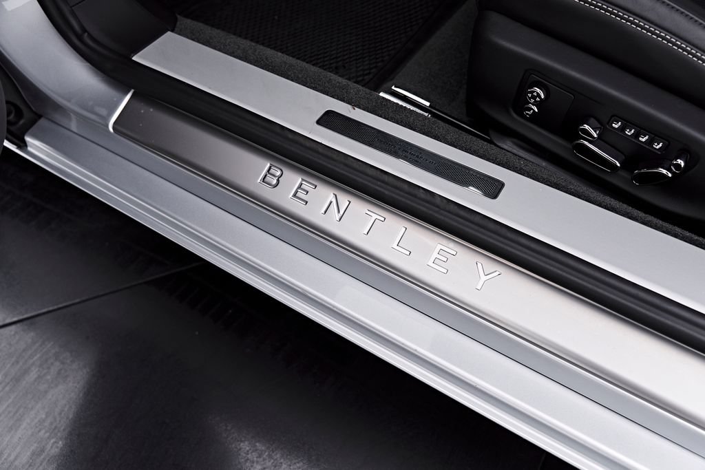 Used 2020 Bentley Continental GT AWD/4WD image 39