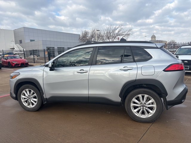 Certified 2024 Toyota Corolla Cross LE image 8