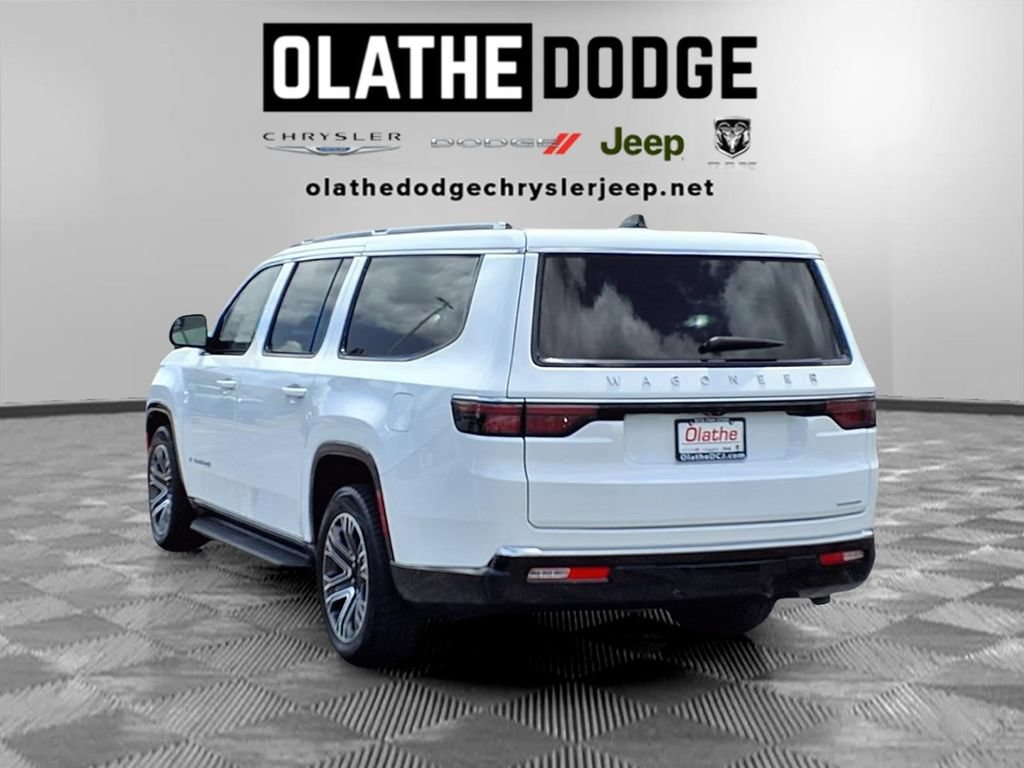 Certified 2024 Jeep Wagoneer L Series II w/ Flexible Seating Group AWD/4WD image 3