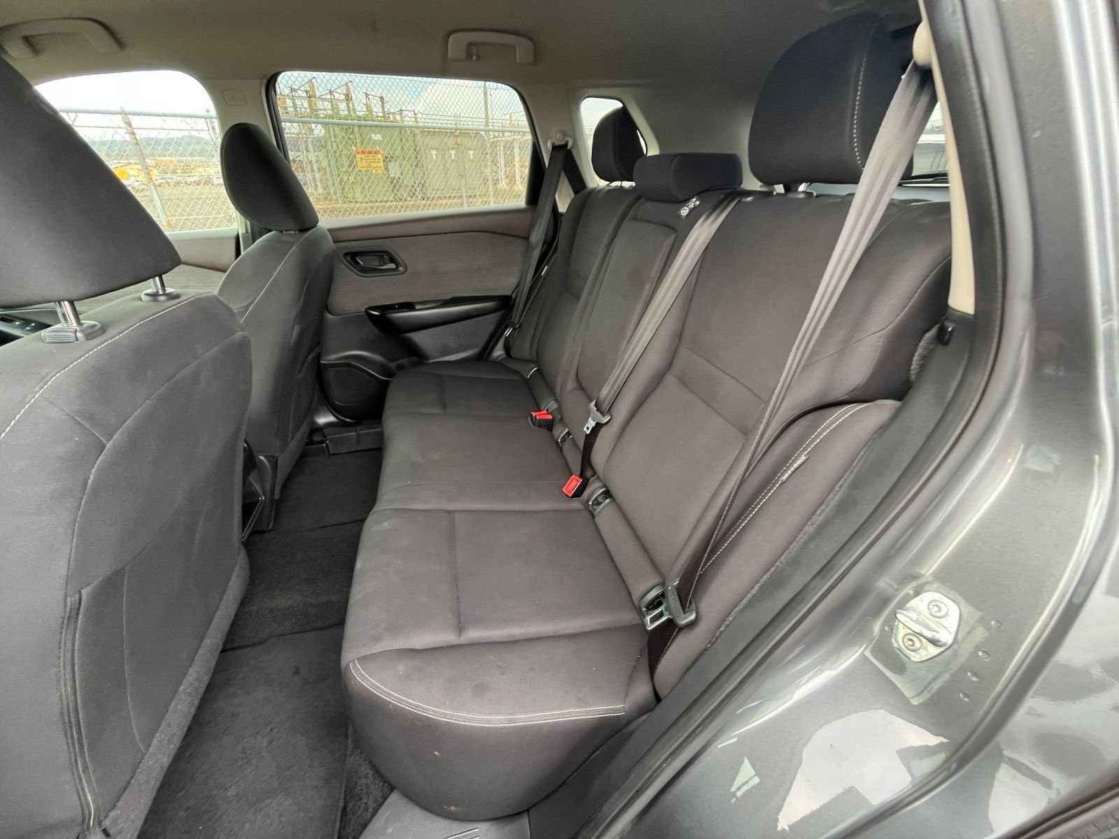 Used 2023 Nissan Rogue S FWD image 20