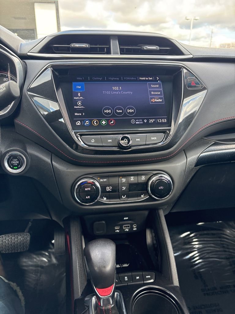 Used 2022 Chevrolet TrailBlazer RS w/ Sun and Liftgate Package image 39