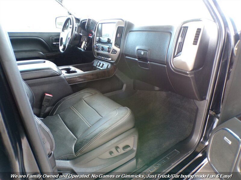 Used 2015 GMC Sierra 1500 Denali w/ Driver Alert Package AWD/4WD image 24