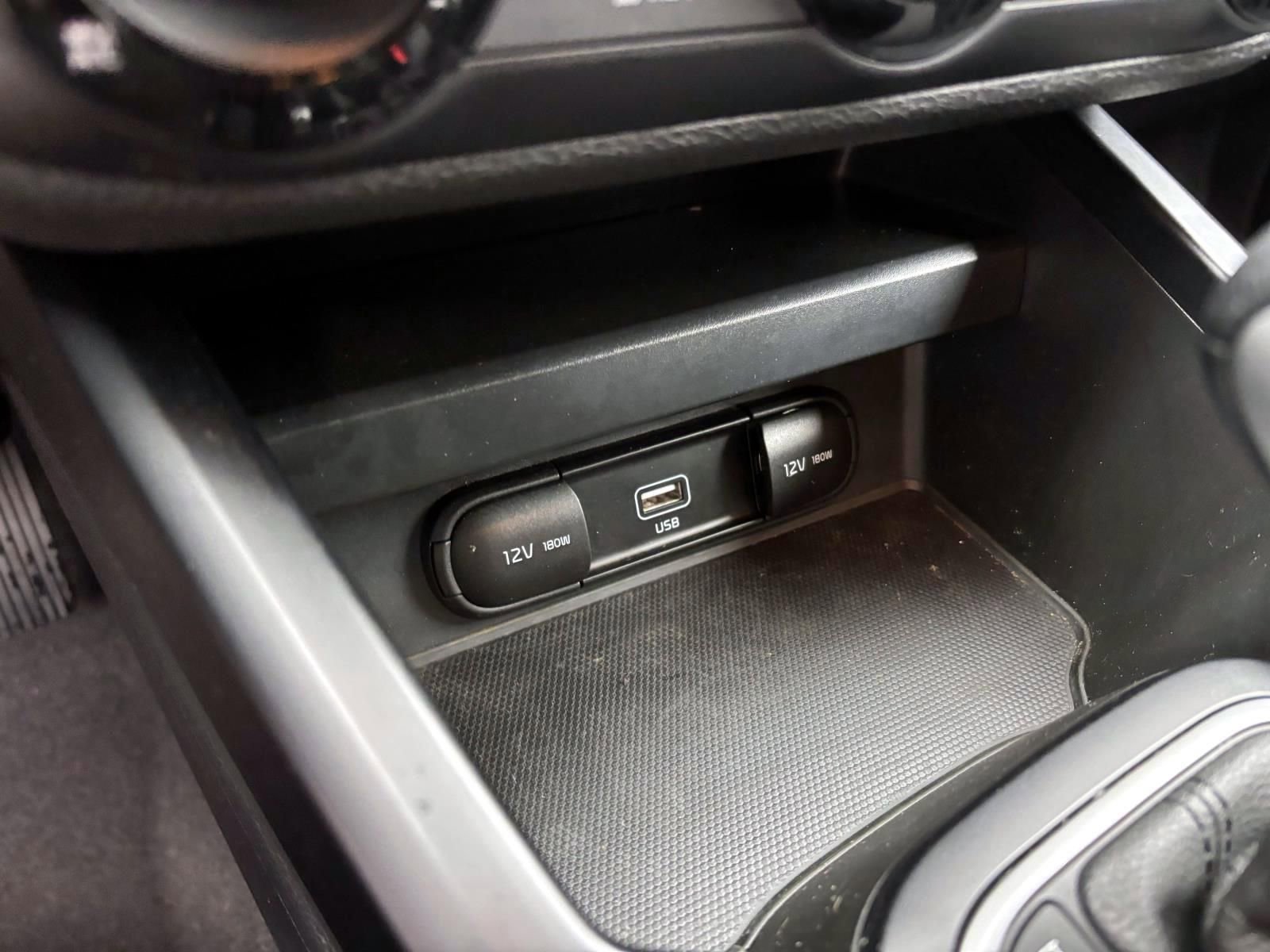 Used 2022 Kia Soul LX w/ Technology Package image 22