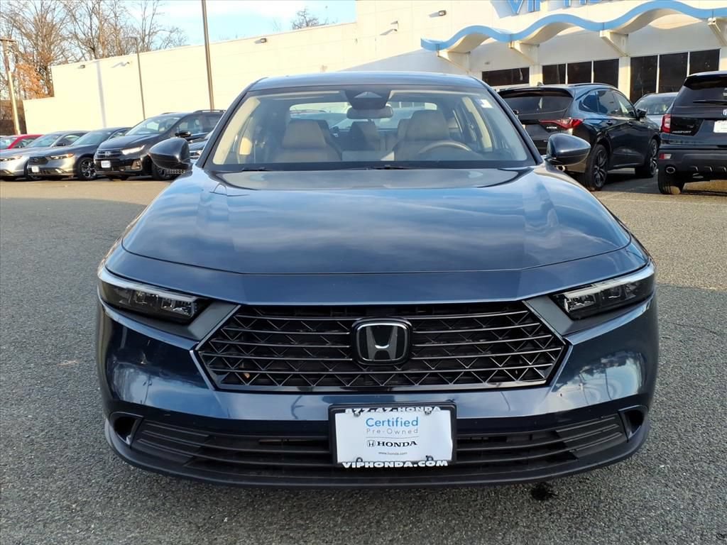 Used 2023 Honda Accord EX image 2