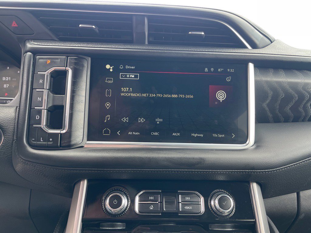 Used 2024 GMC Yukon XL Denali image 5