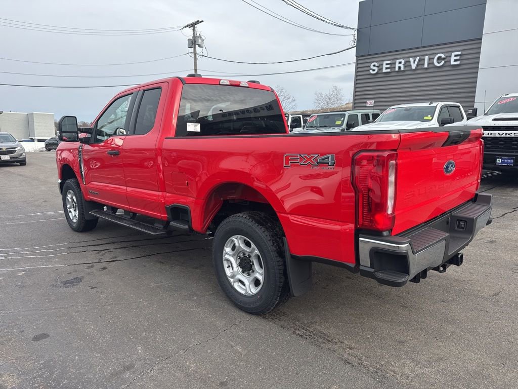 New 2026 Ford F250 XLT w/ FX4 Off-Road Package image 9