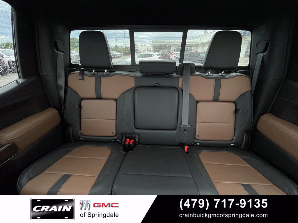 Used 2022 Chevrolet Silverado 1500 High Country AWD/4WD image 28