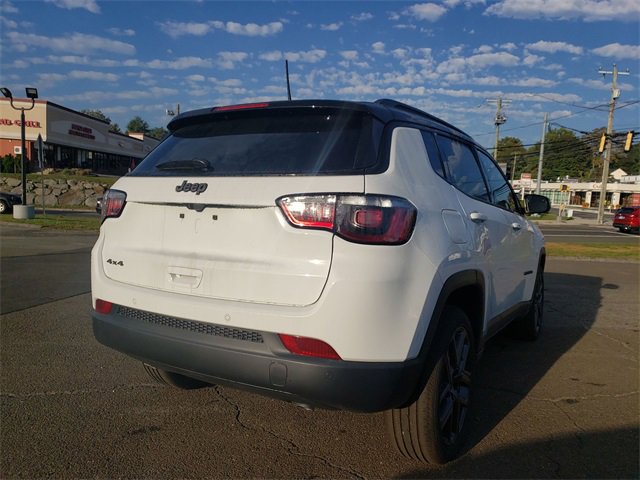 New 2026 Jeep Compass Limited image 15