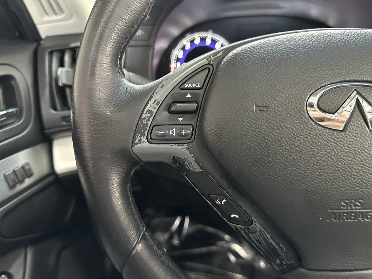 Used 2009 INFINITI G37 Base 2dr Convertible w/ Premium Pkg RWD image 21