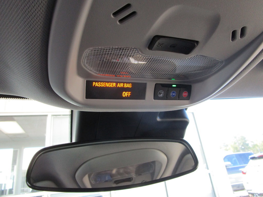 Used 2025 Chevrolet Trax ACTIV FWD image 29