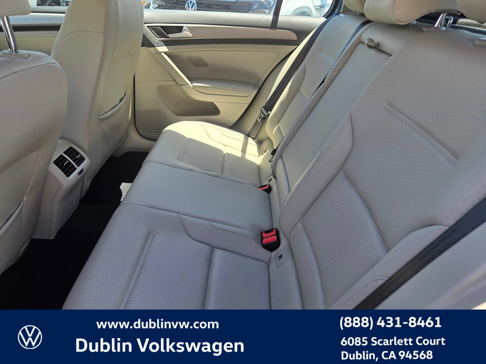 Used 2017 Volkswagen Golf SEL FWD image 11