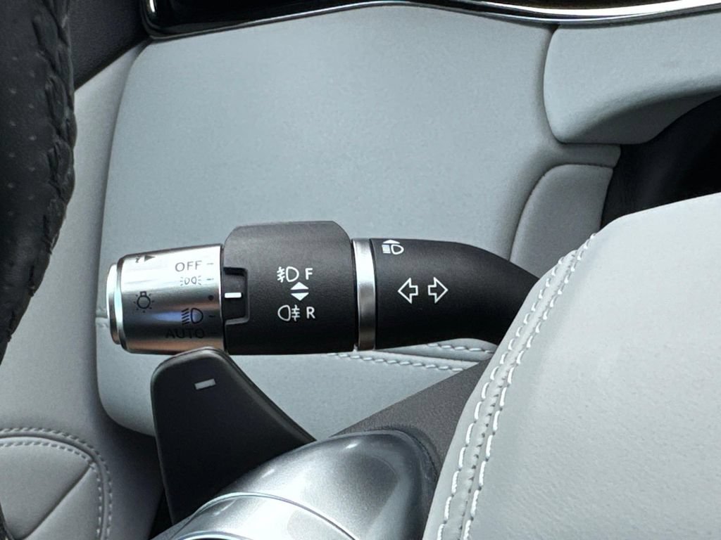 Used 2020 Land Rover Range Rover Evoque First Edition AWD/4WD image 16