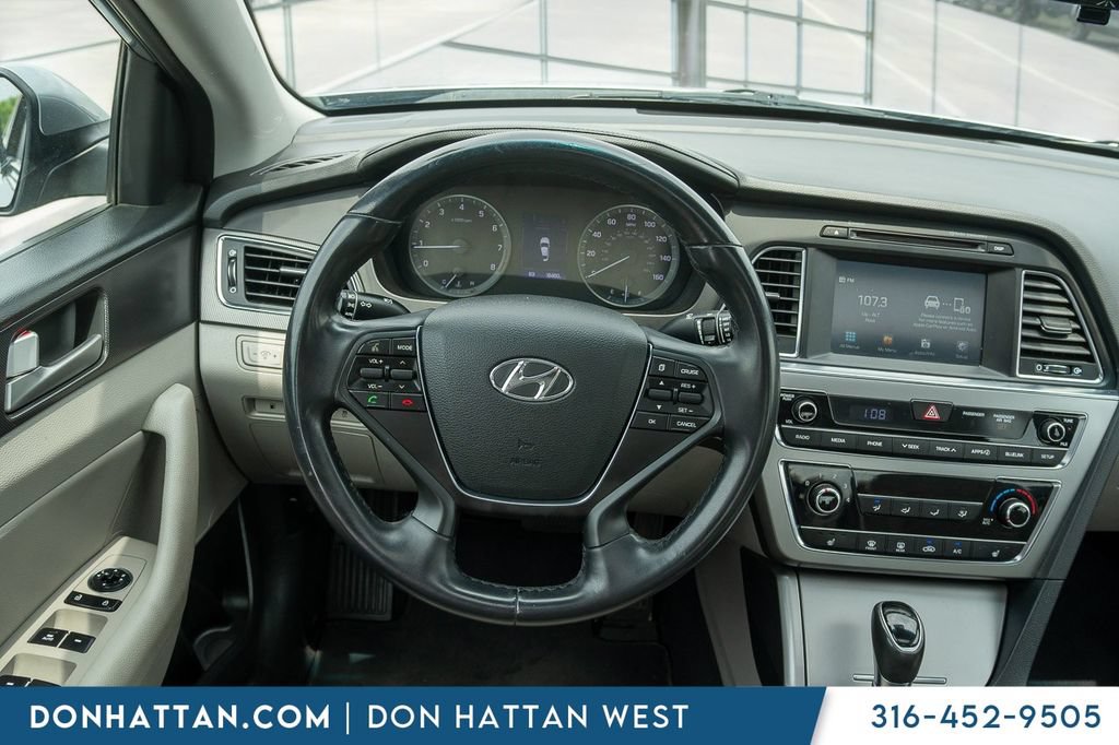 Used 2017 Hyundai Sonata Sport w/ Value Edition Package 02 FWD image 5