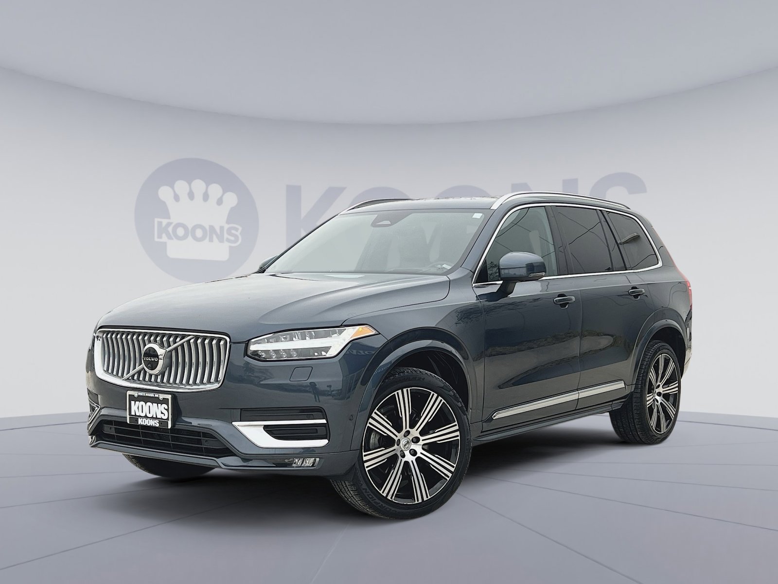 Used 2023 Volvo XC90 B6 Ultimate w/ Protection Package image 1