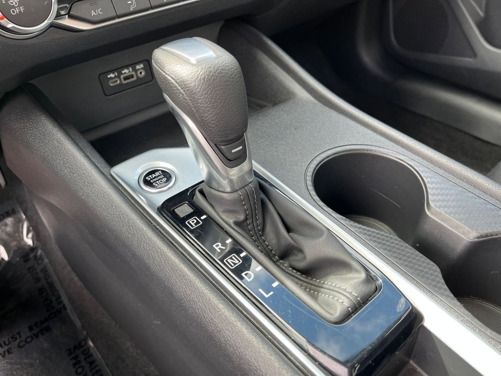 Used 2025 Nissan Altima 2.5 SV FWD image 42