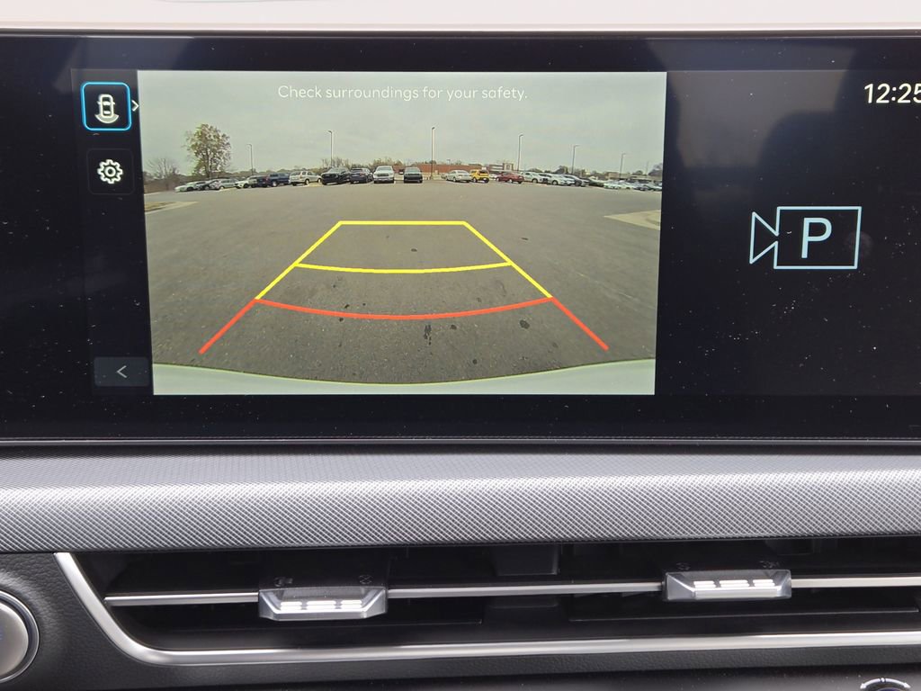 Used 2025 Hyundai Sonata SE image 14