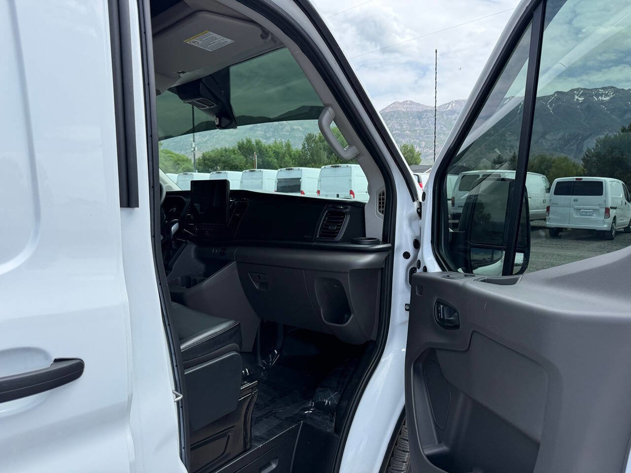 Used 2023 Ford Transit 250 Medium Roof w/ Load Area Protection Package RWD image 16