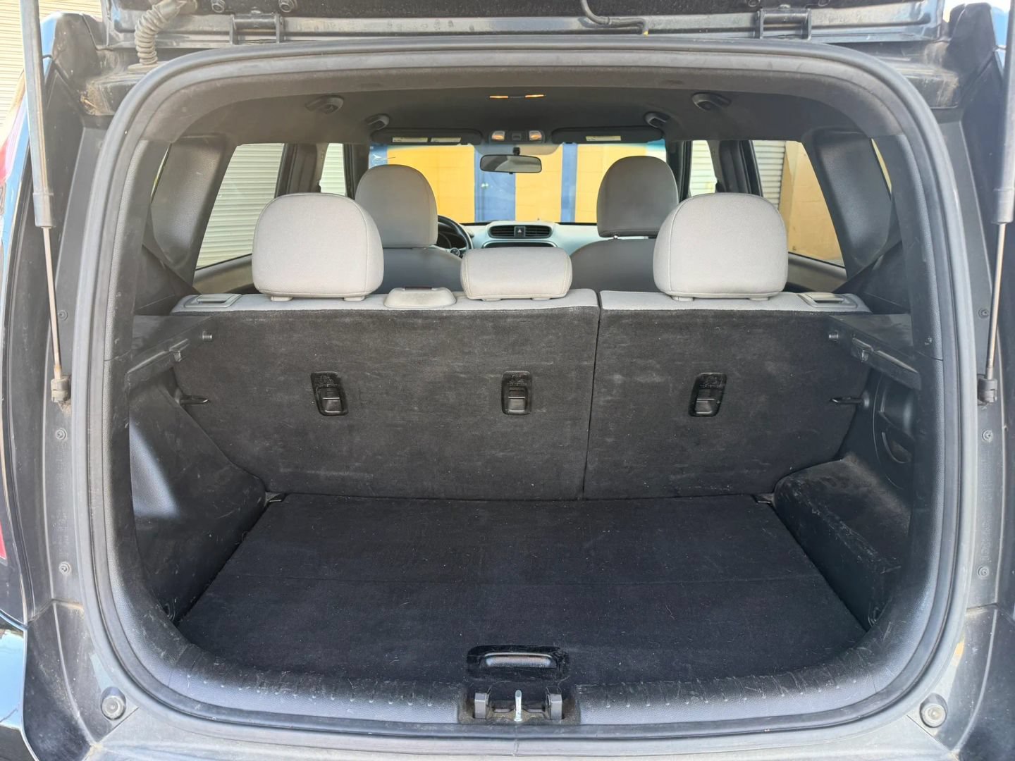 Used 2014 Kia Soul + FWD image 14