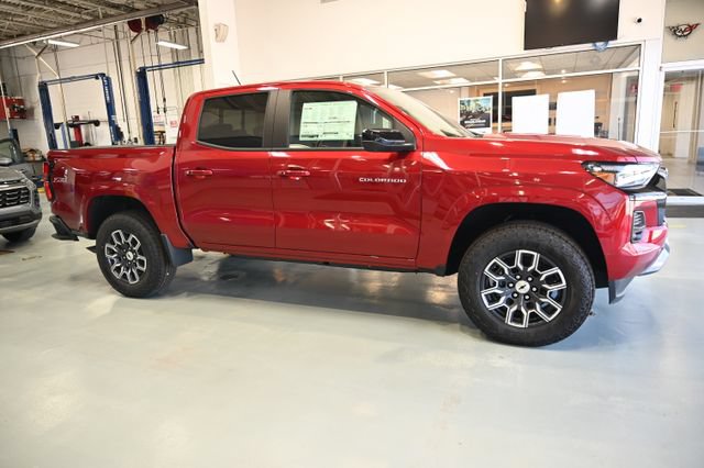New 2026 Chevrolet Colorado Z71 w/ Technology Package AWD/4WD image 4