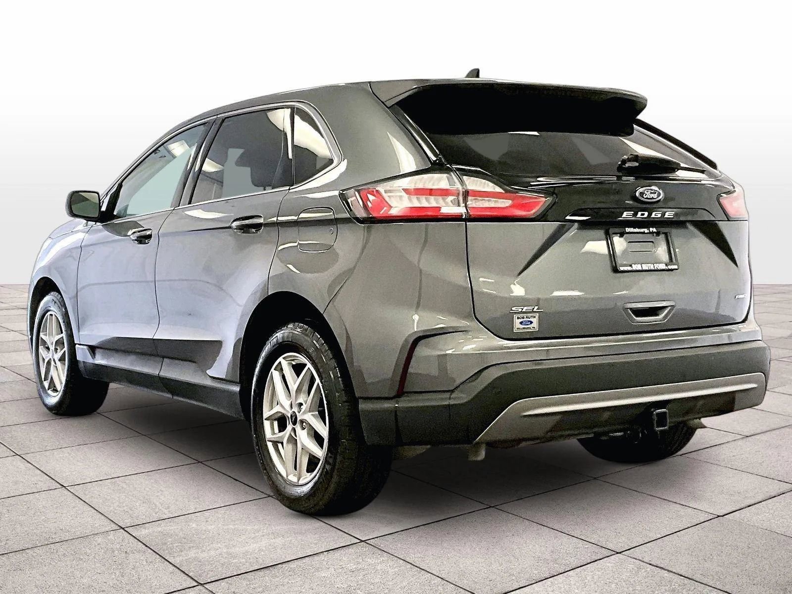 Certified 2024 Ford Edge SEL w/ Convenience Package AWD/4WD image 10
