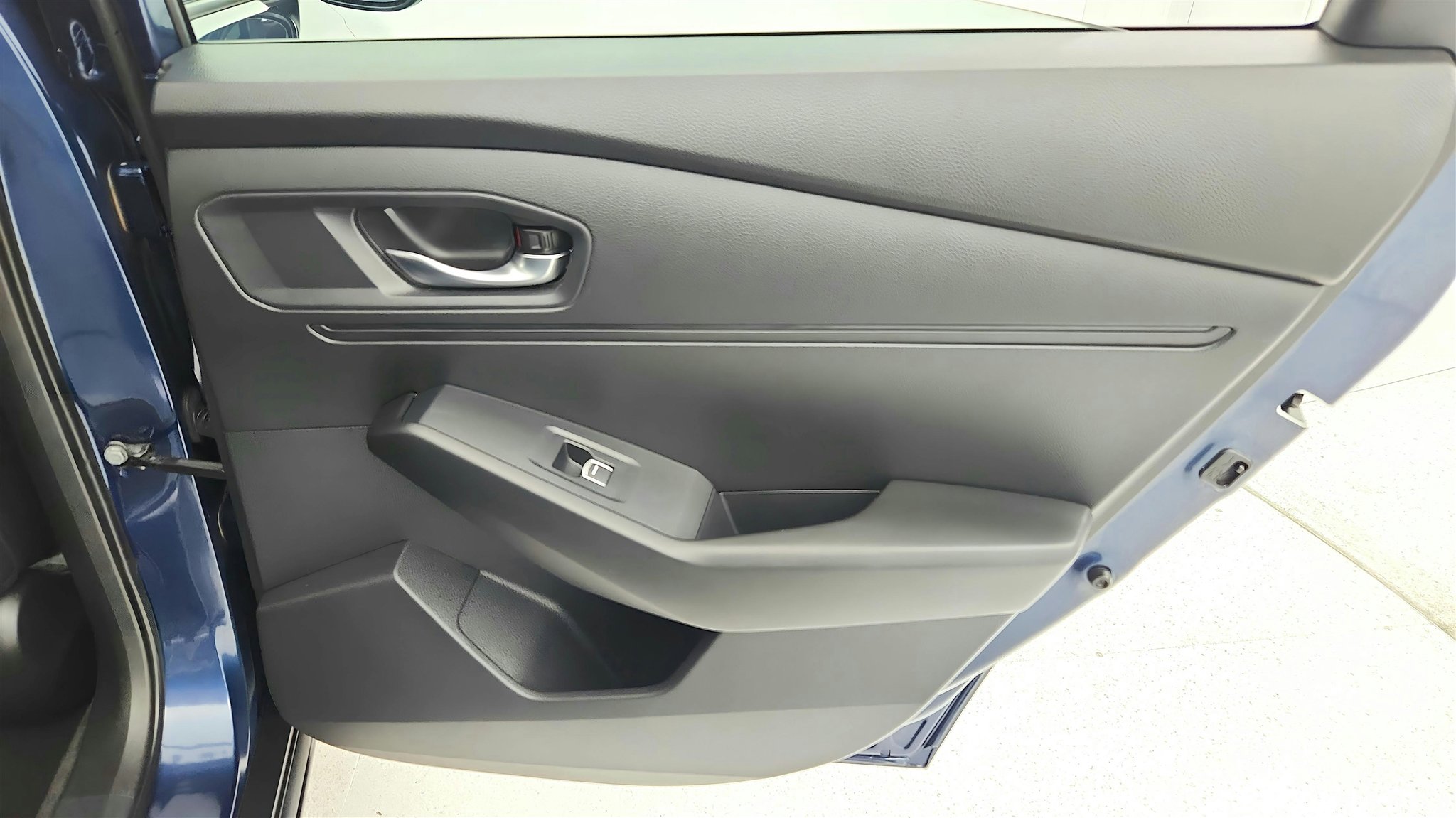 Used 2023 Honda Accord EX image 39