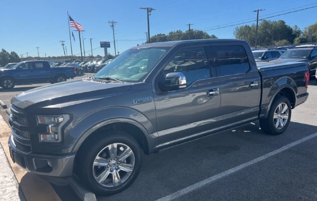 Used 2015 Ford F150 Platinum w/ Equipment Group 701A Luxury RWD image 3