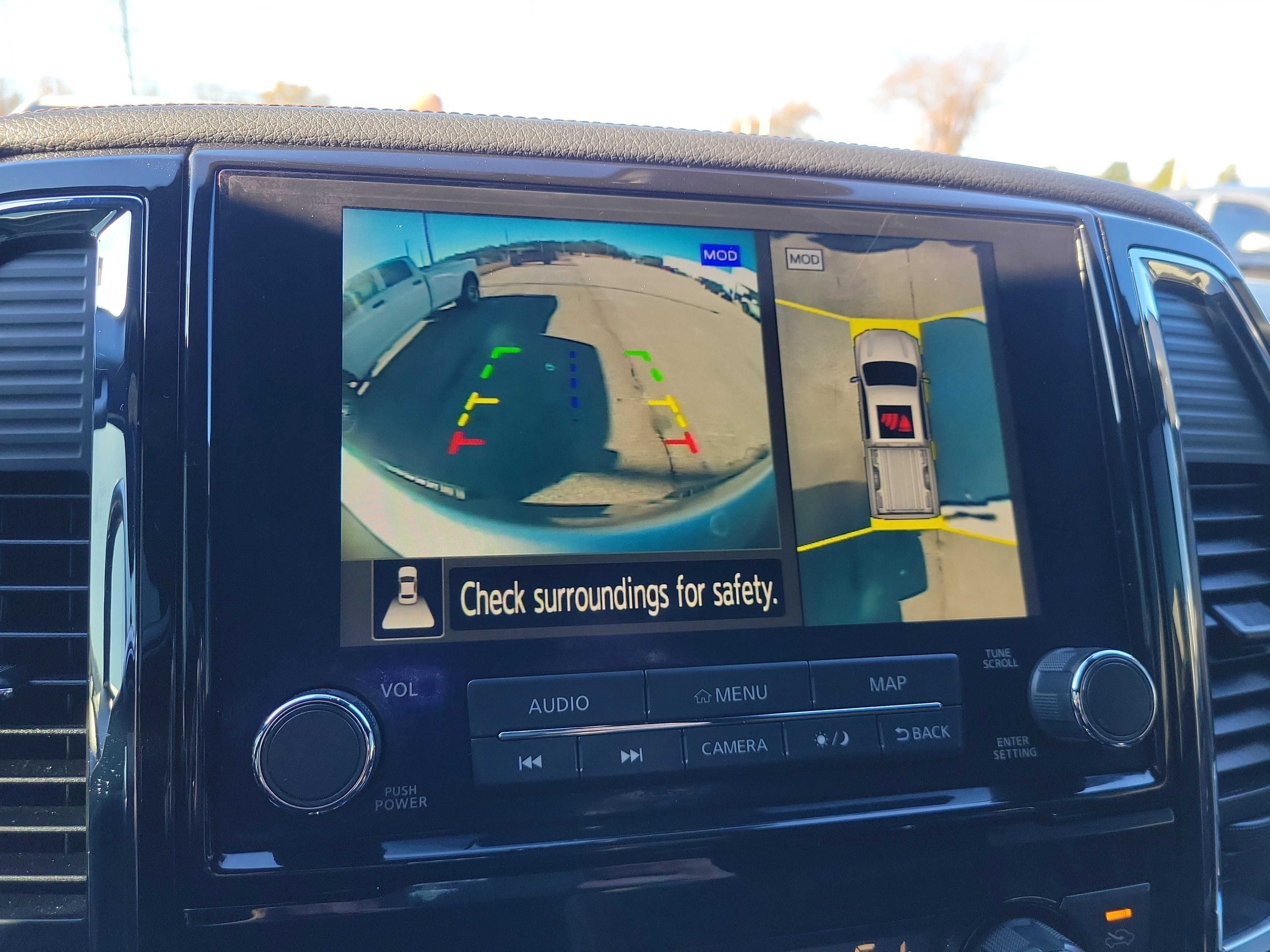 Used 2021 Nissan Titan Platinum Reserve w/ Moonroof Package image 25