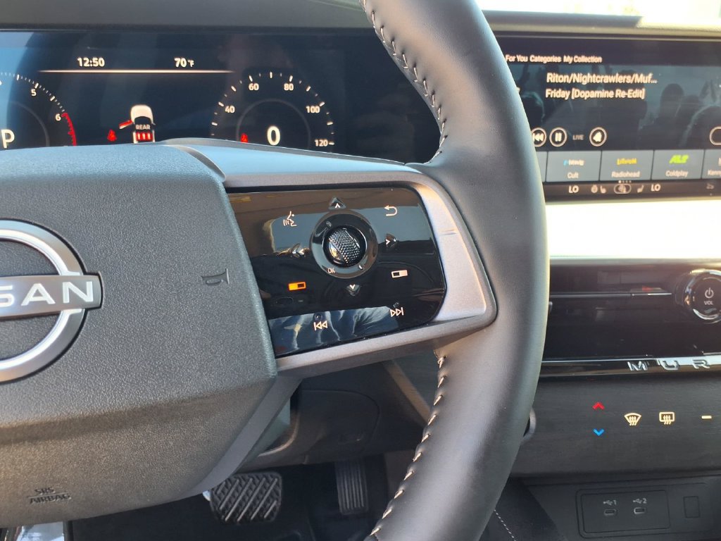 Used 2025 Nissan Murano SL AWD/4WD image 19