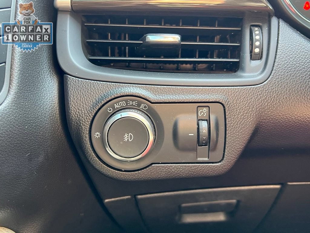 Used 2020 Buick Envision Essence FWD image 11