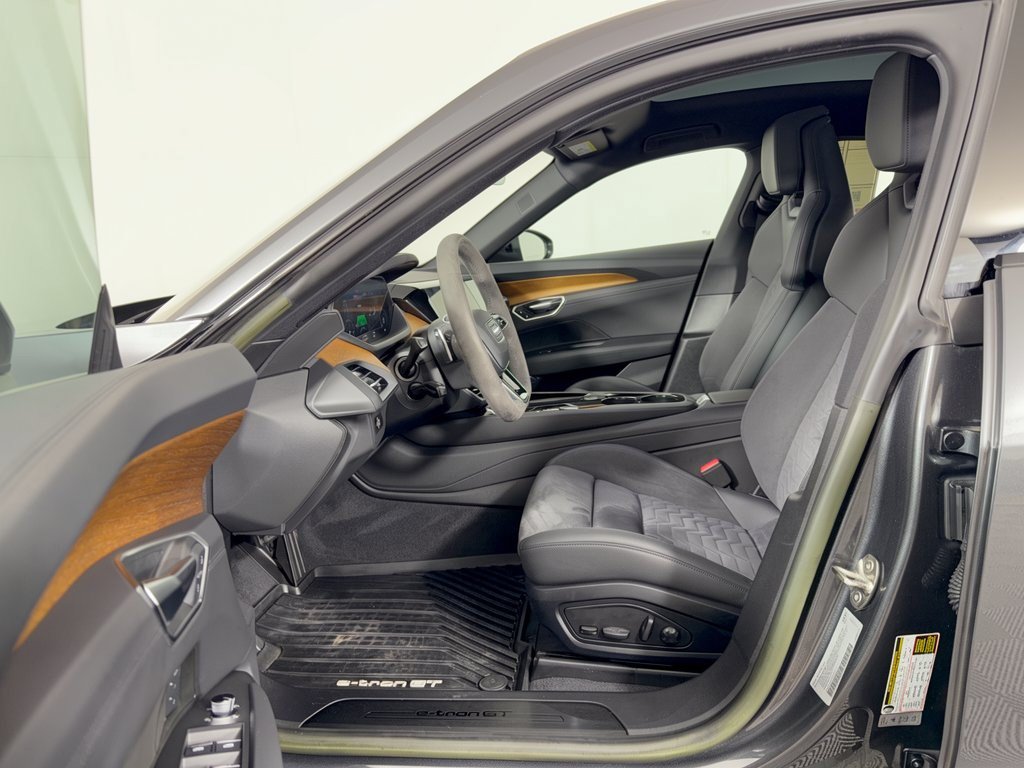 Certified 2023 Audi e-tron GT Premium Plus AWD/4WD image 5