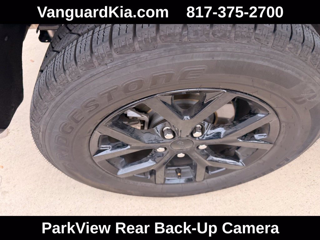 Used 2024 Jeep Grand Cherokee Altitude RWD image 10