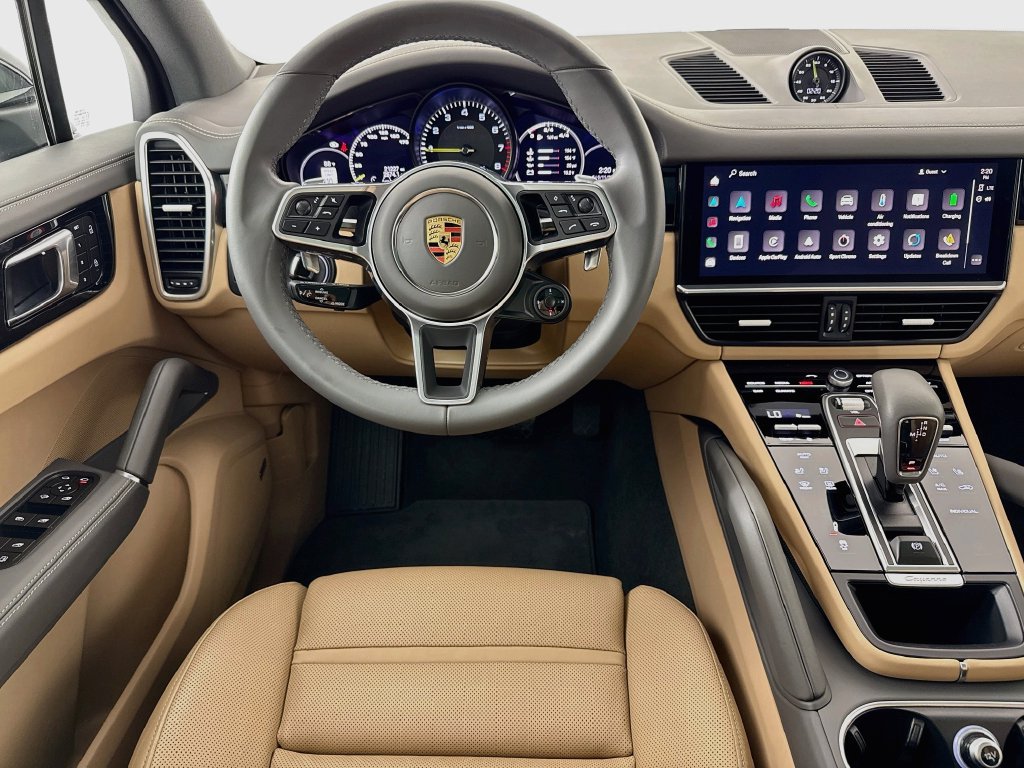 Certified 2023 Porsche Cayenne AWD/4WD image 25