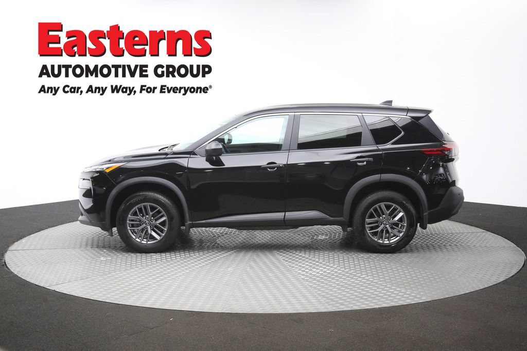 Used 2023 Nissan Rogue S AWD/4WD image 59