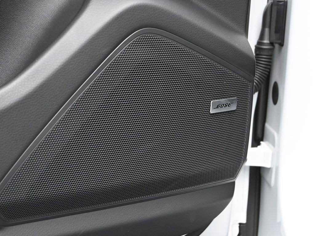 Used 2025 Porsche Cayenne E-Hybrid image 13